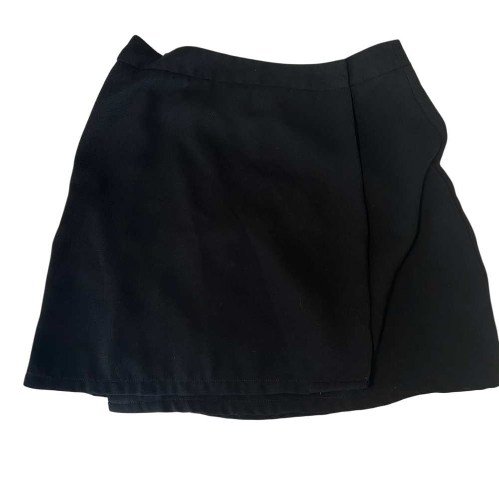 Forever 21 Black 90s Style Mini Skirt Size Small